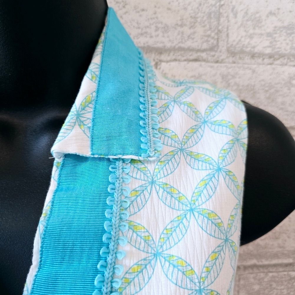 Turquoise Seersucker Geometric Print Sleeveless Shift Dress V-Neck Trim - Picture 4 of 9